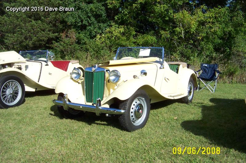 MGTD15470/Progress and Milestones/Tommys first car show Osceola 02